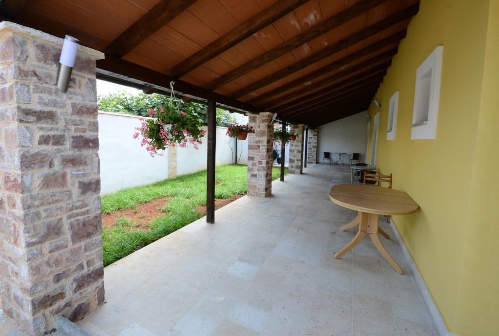 Apartments Villa Mimi วิชยาน ภายนอก รูปภาพ