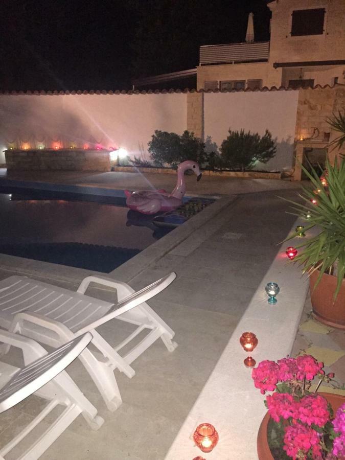 Apartments Villa Mimi วิชยาน ภายนอก รูปภาพ
