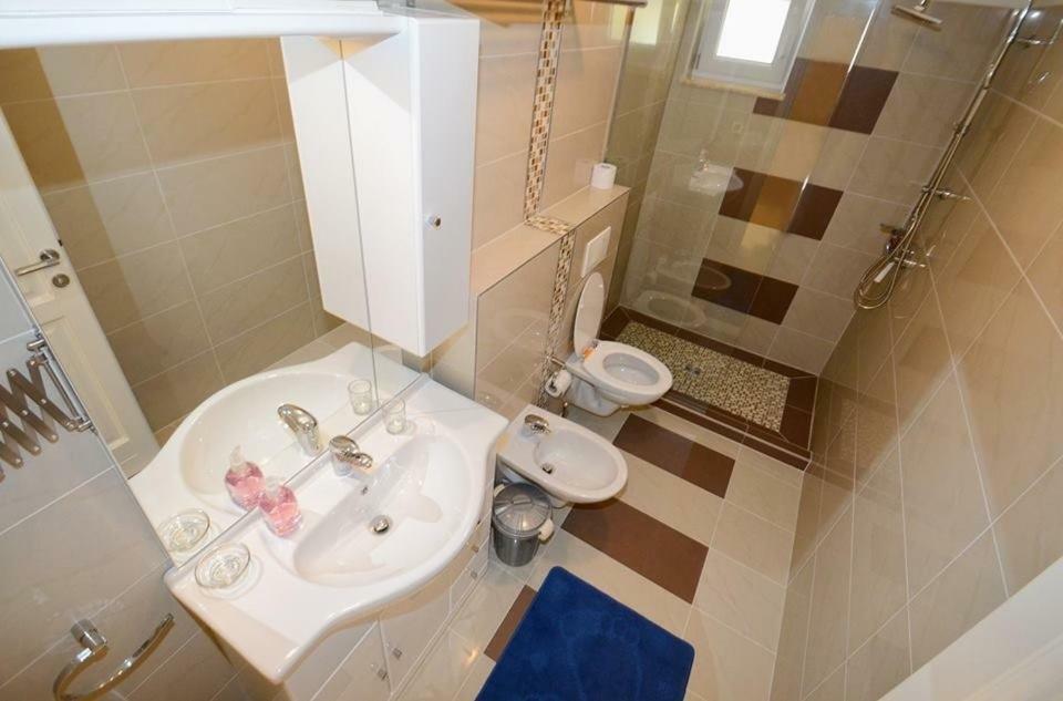 Apartments Villa Mimi วิชยาน ภายนอก รูปภาพ
