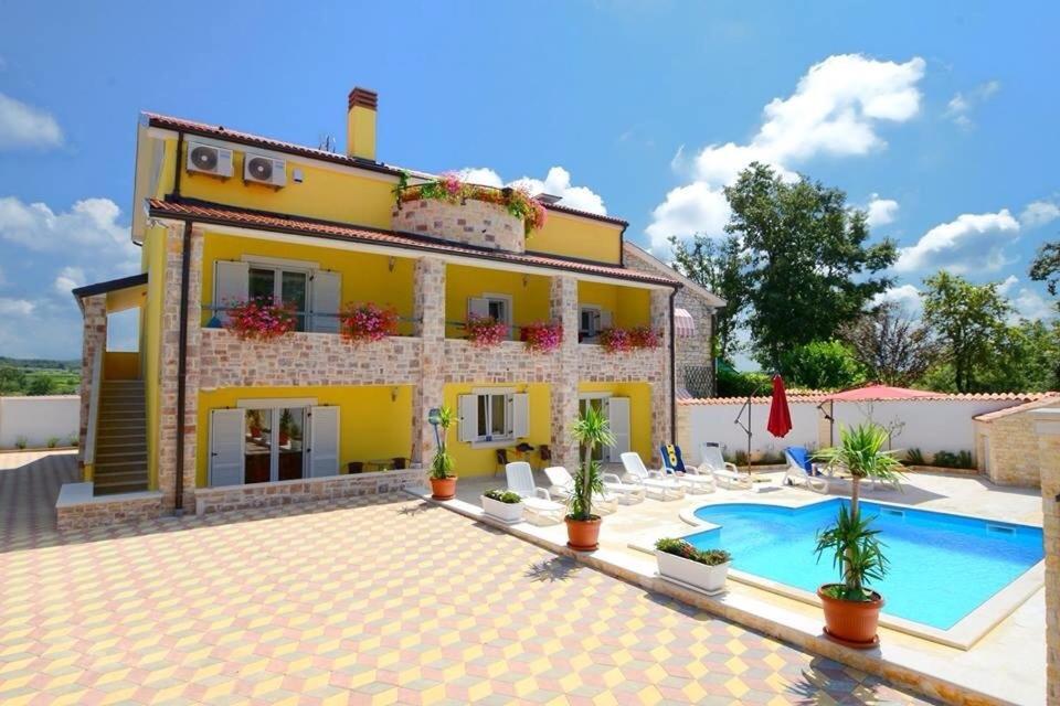Apartments Villa Mimi วิชยาน ภายนอก รูปภาพ
